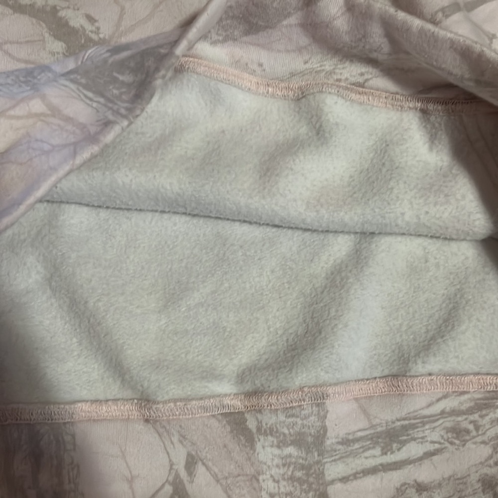 Hollister Feel Good Oversized Pink Camo Hoodie - Picture 8 of 8